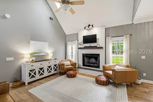 13 James F Byrnes St, Beaufort, SC 29907 - Photo 9