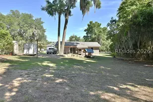 1639 Old Shell Rd, Port Royal, SC 29935 - Photo 19