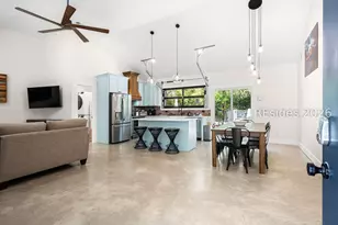 7 Heron St, Hilton Head Island, SC 29928 - Photo 3