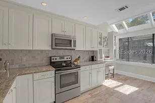60 Carnoustie Rd, Hilton Head Island, SC 29928 - Photo 19