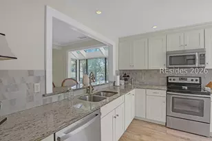 60 Carnoustie Rd, Hilton Head Island, SC 29928 - Photo 17