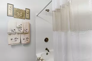 10 Hanahan Ln, Hilton Head Island, SC 29926 - Photo 23