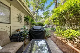 96 Mathews Dr, Hilton Head Island, SC 29926 - Photo 17