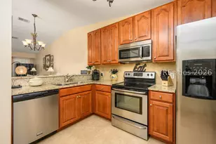 96 Mathews Dr, Hilton Head Island, SC 29926 - Photo 9