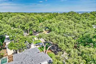 35 Oleander St, Hilton Head Island, SC 29928 - Photo 3