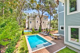 35 Oleander St, Hilton Head Island, SC 29928 - Photo 81