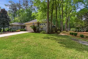 2 Holly Ln, Bluffton, SC 29909 - Photo 3