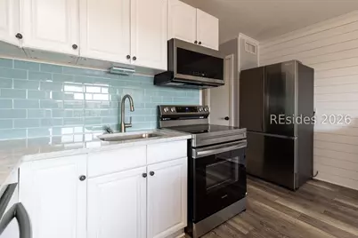 40 Folly Field Road #C346, Hilton Head Island, SC 29928 - Photo 5