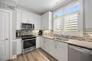 1 Sea Oak Ln, Hilton Head Island, SC 29928 - Photo 17