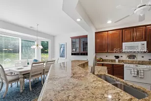 129 Lake Somerset Cir, Bluffton, SC 29909 - Photo 15