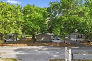 1 Joyce Ln, Hilton Head Island, SC 29926 - Photo 5