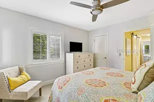 43 Folly Field Rd, Hilton Head Island, SC 29928 - Photo 19
