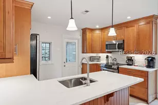 2 Woodbine Pl, Hilton Head Island, SC 29928 - Photo 15