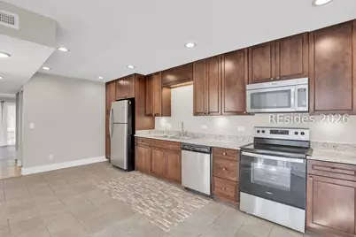 90 Gloucester Road #1102, Hilton Head Island, SC 29928 - Photo 1