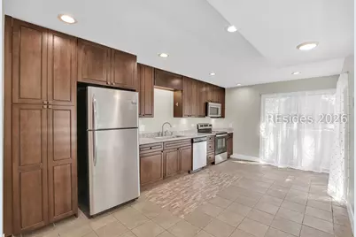 90 Gloucester Road #1102, Hilton Head Island, SC 29928 - Photo 7