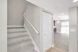 90 Gloucester Rd, Hilton Head Island, SC 29928 - Photo 17