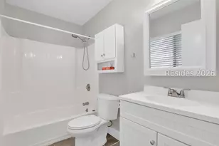 90 Gloucester Rd, Hilton Head Island, SC 29928 - Photo 19