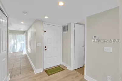 90 Gloucester Road #1102, Hilton Head Island, SC 29928 - Photo 5