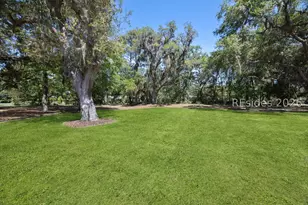3 Craven Pl, Hilton Head Island, SC 29928 - Photo 51