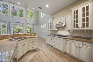 10 Manor Ct Ln, Hilton Head Island, SC 29926 - Photo 15