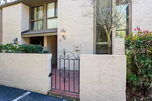 11 Tanglewood Dr, Hilton Head Island, SC 29928 - Photo 7