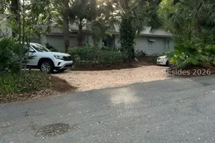 10 Hollyberry Ln, Hilton Head Island, SC 29928 - Photo 3