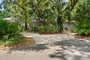 10 Hollyberry Ln, Hilton Head Island, SC 29928 - Photo 5