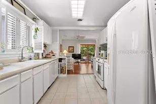 10 Hollyberry Ln, Hilton Head Island, SC 29928 - Photo 15