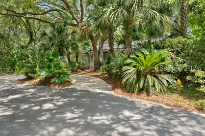 10 Hollyberry Lane, Hilton Head Island, SC 29928 - Photo 1