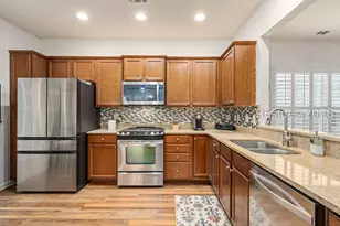 385 Mystic Point Dr, Bluffton, SC 29909 - Photo 15