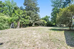 2003 Broad River Dr, Beaufort, SC 29906 - Photo 41