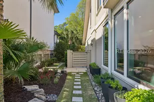 16 Dolphin Point Ln, Hilton Head Island, SC 29926 - Photo 55
