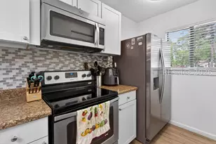 96 Mathews Dr, Hilton Head Island, SC 29926 - Photo 5