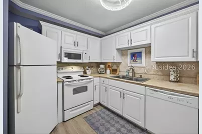 10 Lemoyne Avenue #212, Hilton Head Island, SC 29928 - Photo 3