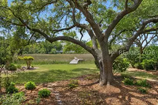 111 Fort Walker Dr, Hilton Head Island, SC 29928 - Photo 3