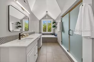 111 Fort Walker Dr, Hilton Head Island, SC 29928 - Photo 27