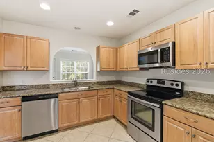 11 Kings Ct, Hilton Head Island, SC 29926 - Photo 11
