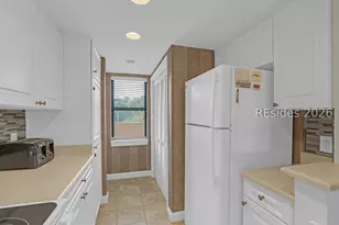 9 Harbourside Ln, Hilton Head Island, SC 29928 - Photo 11