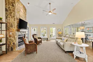561 Sams Point Rd, Beaufort, SC 29907 - Photo 11