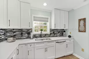 561 Sams Point Rd, Beaufort, SC 29907 - Photo 17