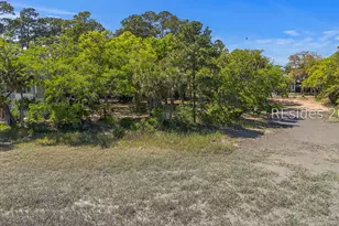 18 Indian Hill Ln, Hilton Head Island, SC 29926 - Photo 15