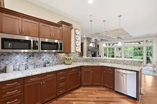 37 Anchor Cove Ct, Bluffton, SC 29910 - Photo 15