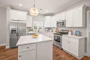 14 Bittie Cir, Beaufort, SC 29906 - Photo 11