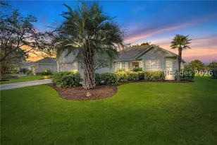 10 Hampton Cir, Bluffton, SC 29909 - Photo 1