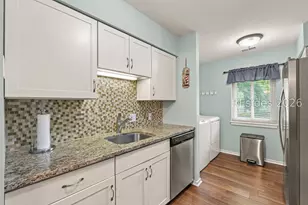 25 Deallyon Ave, Hilton Head Island, SC 29928 - Photo 11