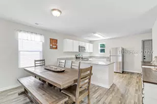 107 Palmetto Breeze Cir, Beaufort, SC 29907 - Photo 5
