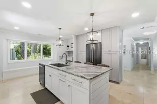 7 Wildwood Ct, Hilton Head Island, SC 29928 - Photo 5