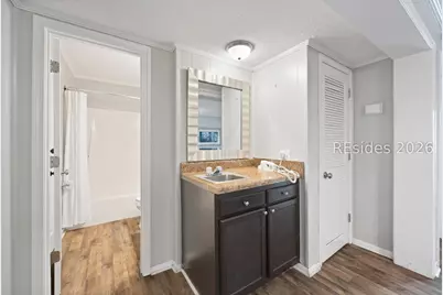 40 Folly Field Road #B6, Hilton Head Island, SC 29928 - Photo 13