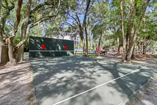 40 Folly Field Rd, Hilton Head Island, SC 29928 - Photo 19