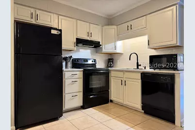 40 Folly Field Road #B6, Hilton Head Island, SC 29928 - Photo 7
